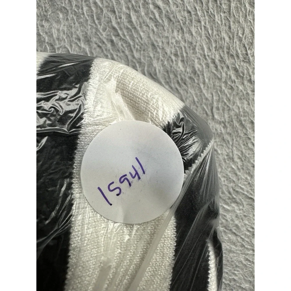 Roz Ali Sweater Womens Small Black White Pullover Preppy‎ Knit Outdoors Ladies